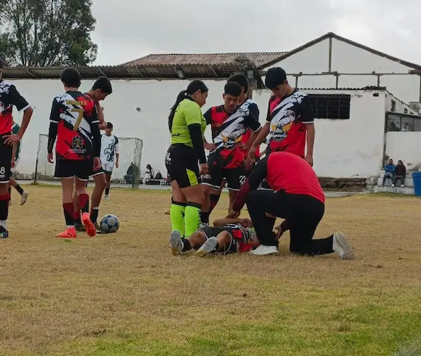 Cisneros FC vs Santos FC.