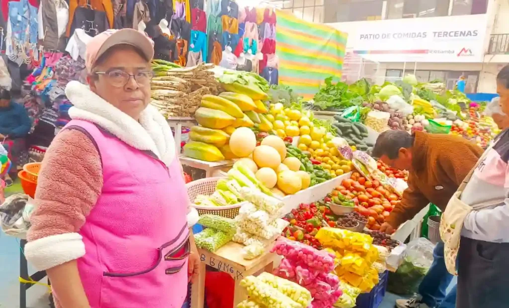 Comerciantes de Riobamba enfrentan alzas en precios tras eliminación del subsidio al diésel