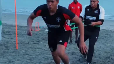Daquilema FC entrena en la playa de cara a los play-offs