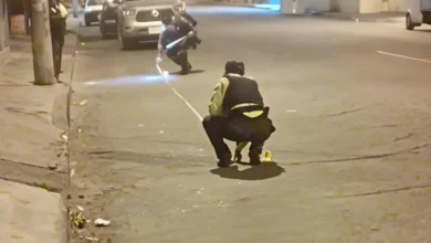 Delincuentes disparan a locales comerciales en Latacunga.