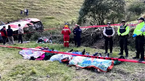 El 27 de agosto 9 personas murieron por un accidente de tránsito en Colta-Chimborazo.