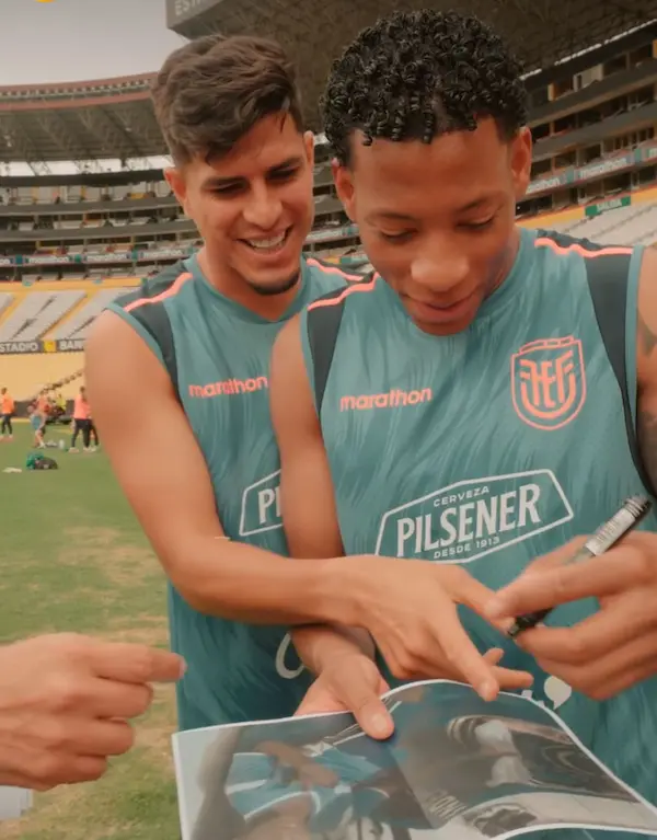 Piero Hincapié y Gonzalo Plata en la dinámica.