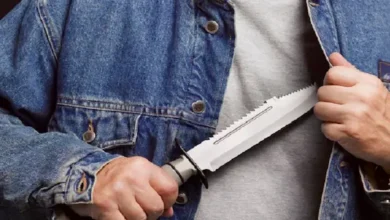 Hombre con cuchillo irrumpe en estudio de TV y causa pánico