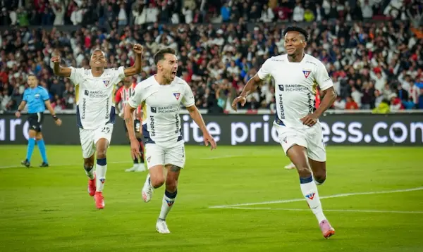 LDU Quito vs São Paulo: triunfazo albo en la ida de cuartos.