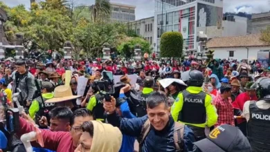 Pueblos indígenas de Tungurahua marchan contra el Gobierno.