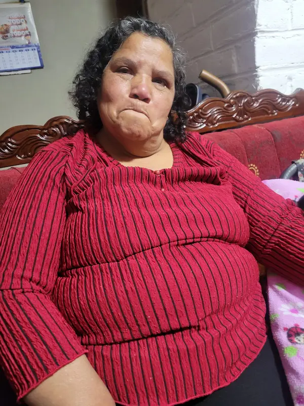 Nancy Meneses mira el dolor a los ojos, pero, cree en el Poder de Dios y en el buen corazón de las personas.