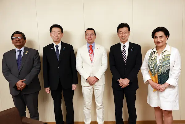 VISITA DE DANIEL NOBOA A JAPÓN