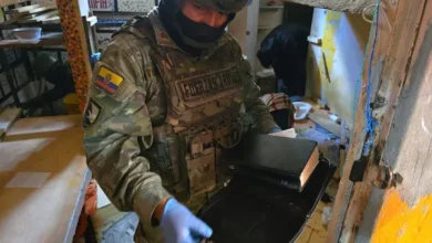 Ejército Ecuatoriano decomisa droga, armas y celulares en cárcel de Guaranda