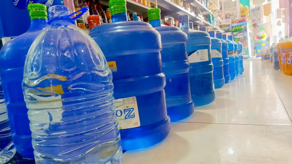 Agua a domicilio mantiene el precio normal USD 2,25