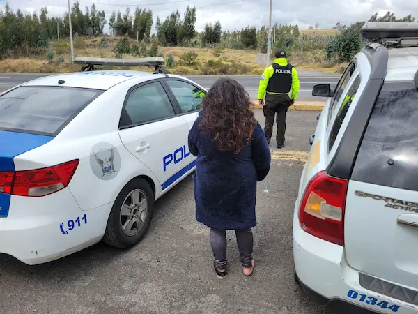 'Yolanda' se sintió protegida por los efectivos de la Policía Nacional, a quienes agradeció por recuperar su medio de sustento en la vida