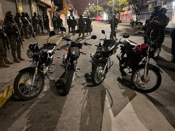 En estas motocicletas ejecutaban su 'labor' diaria
