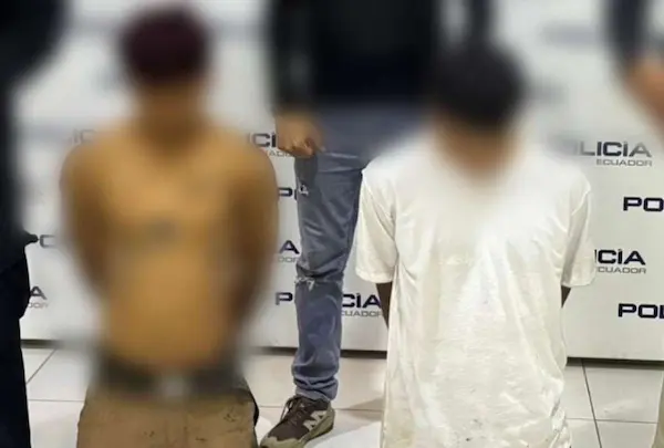 Presuntos gatilleros atrapados por la Policía Nacional del Ecuador en 2 allanamientos en Durán