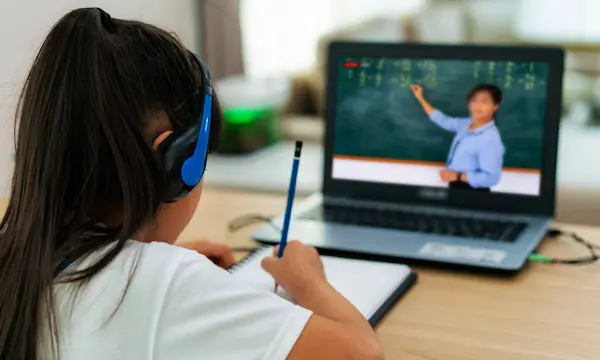 Ecuador suspende clases presenciales en 11 localidades este 23 de septiembre