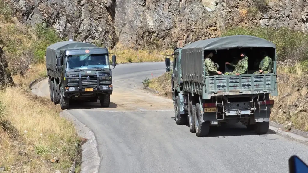 Ejército ecuatoriano mantiene las vías habilitadas en varias provincias