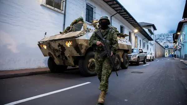 Daniel Noboa declara estado de excepción en 7 provincias del Ecuador