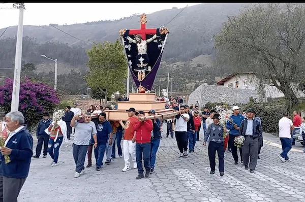 Ilapo en Guano realiza las fiestas en honor a San Lucas