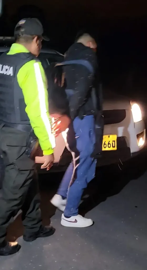 Hombre detenido por la Policía en mirador de Guano