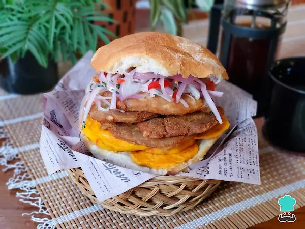 El pan con chicharrón de Perú