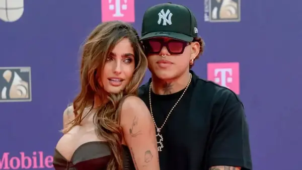 Nuevo video de Isabella Ladera y Beéle