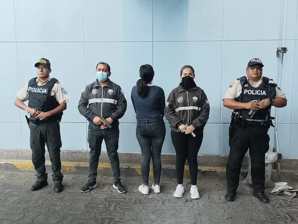 Joven de 17 años tenía miles de dosis de drogas en Riobamba