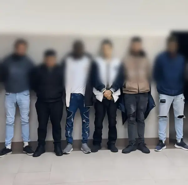 5 hombres vendían droga en bares y discos de Riobamba