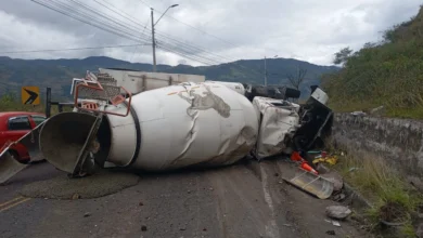 Accidente en la vía Pelileo Baños deja un hombre herido.