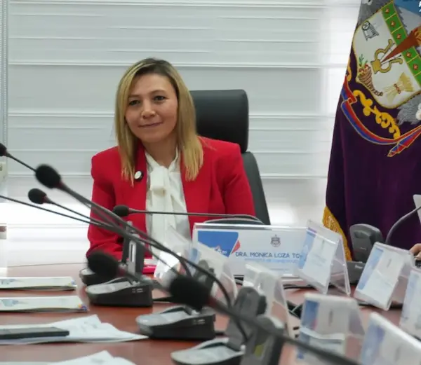 Alcaldes apoyan a Mónica Loza en la Prefectura de Chimborazo