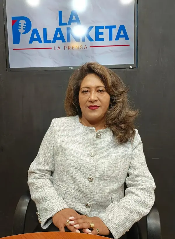 Amparo Cazorla Basantes, decana de la Facultad de Ciencias de la Educación, Humanas y Tecnologías en la Unach.