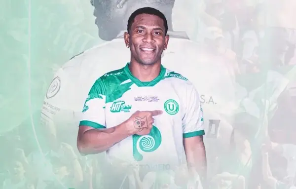 Bryan Angulo, jugador ecuatoriano sufrió ataque armado.