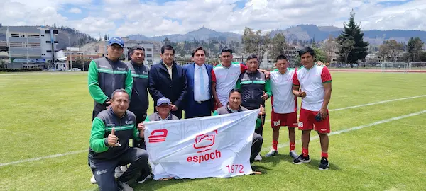 Centro de deportes Espoch impulsa el deporte universitario.