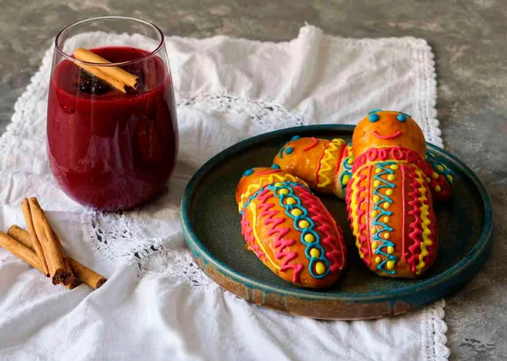 Concurso de colada morada y guaguas de pan en Cevallos.