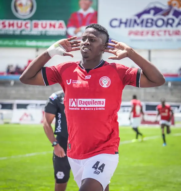 Daniel Bravo anotó en dos ocasiones.