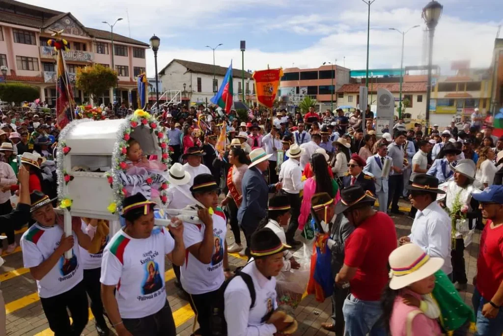 Fiesta del Inga Palla y culto a Santa Lucía en Tisaleo.
