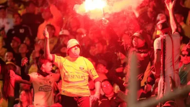 Liga de Quito y Barcelona anuncian hinchadas visitantes.