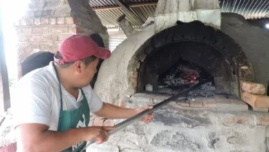 Pan en horno de leña en Nizag conserva el sabor y la cultura