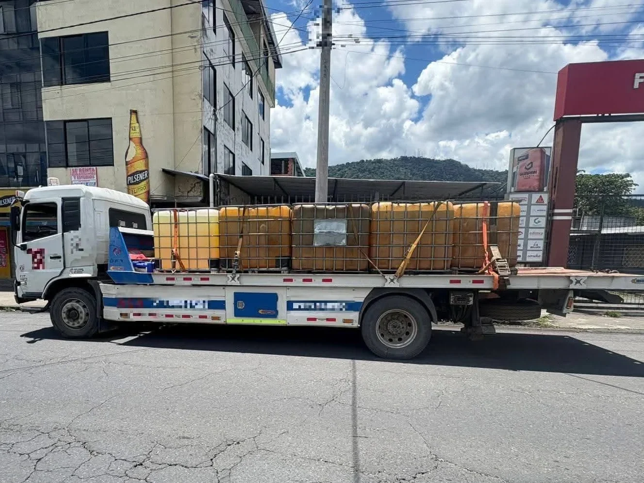 Policía decomisa 2200 galones de combustible en Tiwintza.