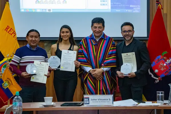 Riobamba presenta su himno traducido al kichwa 