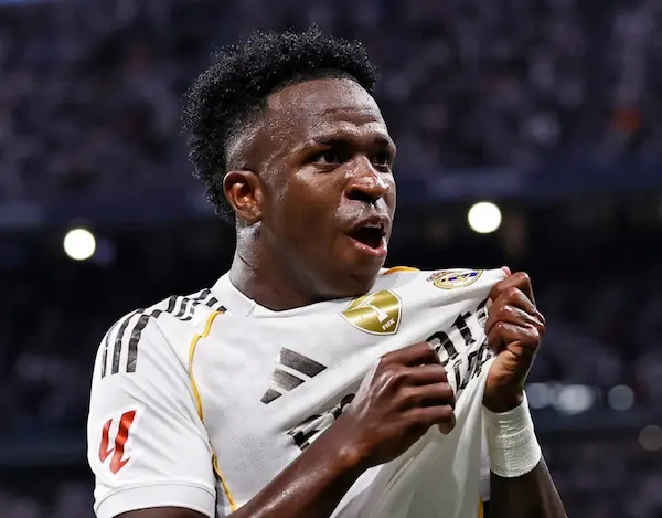Vinicius Jr pide disculpas públicas por supuesta infidelidad.