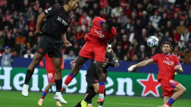 Willian Pacho anotó en goleada del PSG al Bayer Leverkusen.