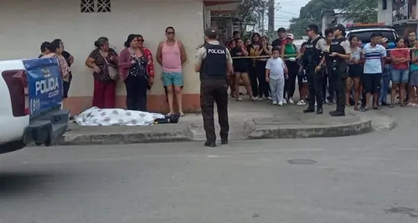 Joven de 15 años muerto al salir de clases