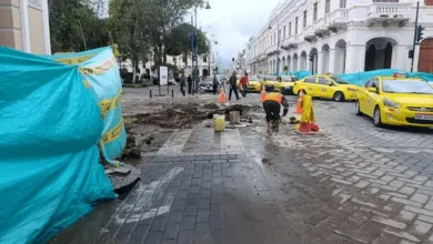 Trabajos de alcantarillado en Riobamba generan malestar