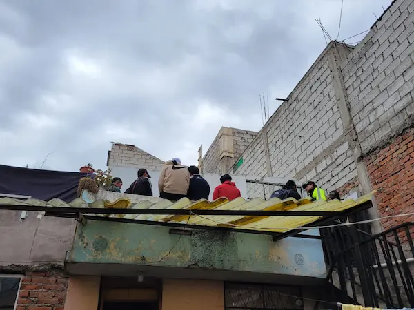 Parte de las personas que estaban en la caída