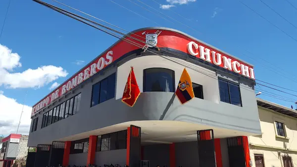 El Cuerpo de Bomberos del cantón Chunchi siempre está listo para atender cualquier emergencia que se presente