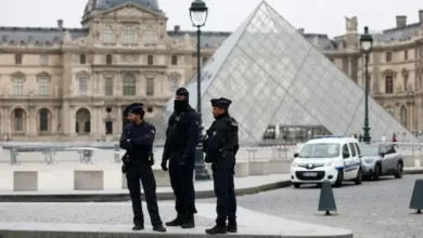 Robo en el museo del Louvre: joyas de la corona francesa desaparecen en minutos