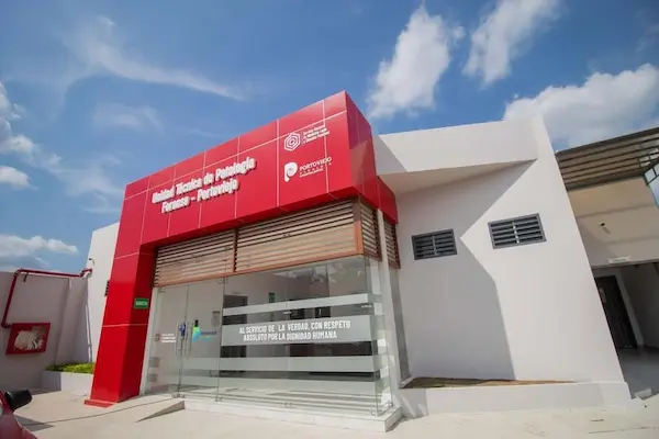 El Centro Forense de Portoviejo acogió el cadáver y le practicó la autopsia de ley