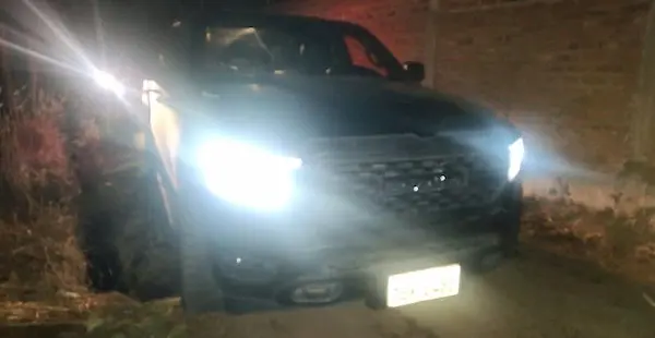 Carro de alta gama que presentaba 2 revisiones técnicas y 2 matrículas en distintos cantones
