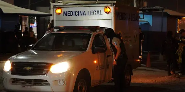 6 muertos y 15 heridos en masacre en torneo de fútbol