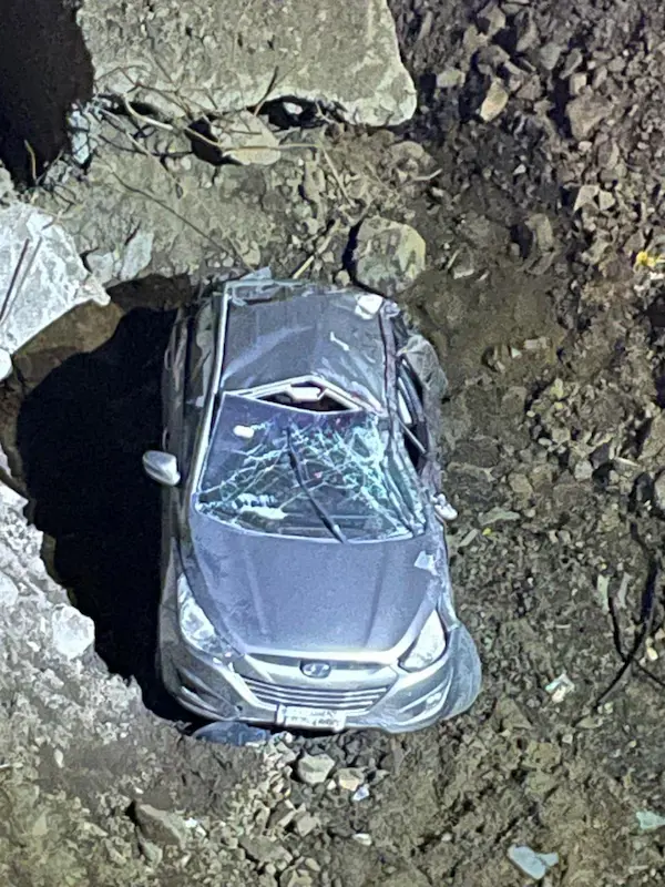 Carro se volcó en Pallatanga y dejó 3 heridos