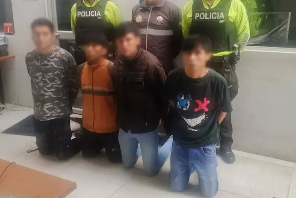 Joven de 23 años es encontrada muerta y cuatro sospechosos son capturados