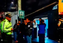 Niño de 8 años muere en balacera dentro de una barbería